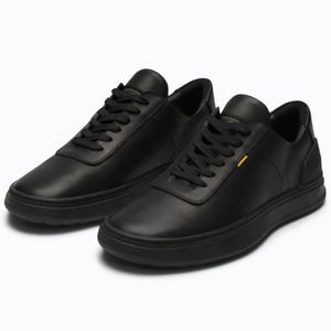 Casca 7.5 sneakers, all black